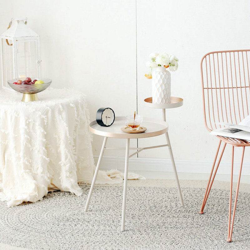 Mesa auxiliar redonda negra