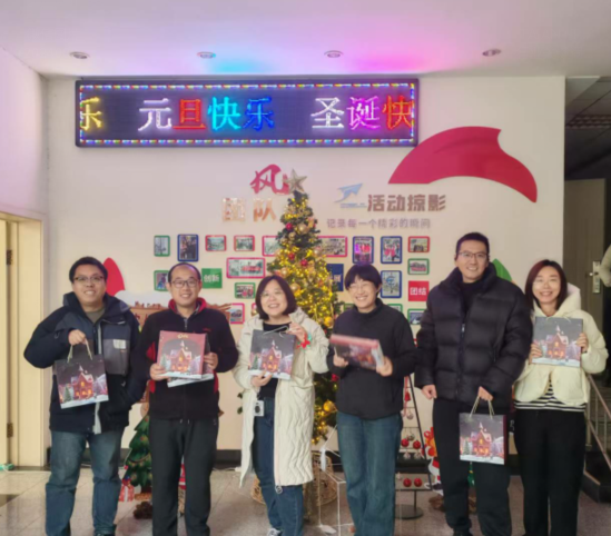 H6J)IUGT_7SKDDJK[WNII`L. png