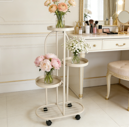 حامل نباتات من 3 طبقات