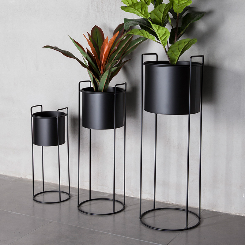 Black Plant Stand 