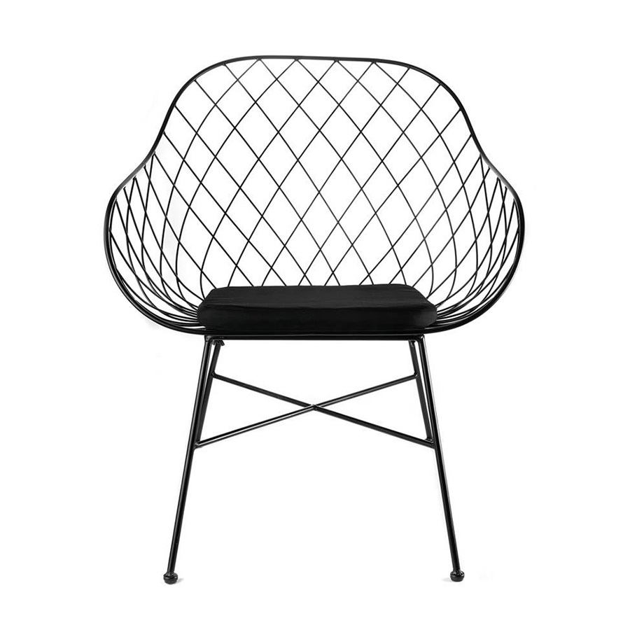 Черные металлические обеденные стулья