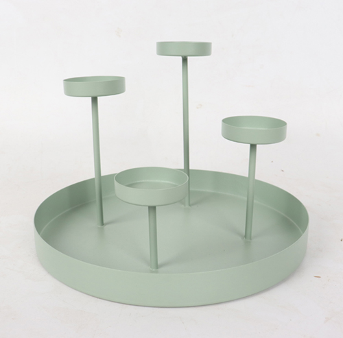 schwarzer runder Kerzenhalter