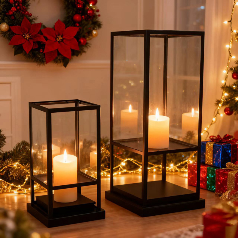 Quadratische Kerzenhalter aus Metall