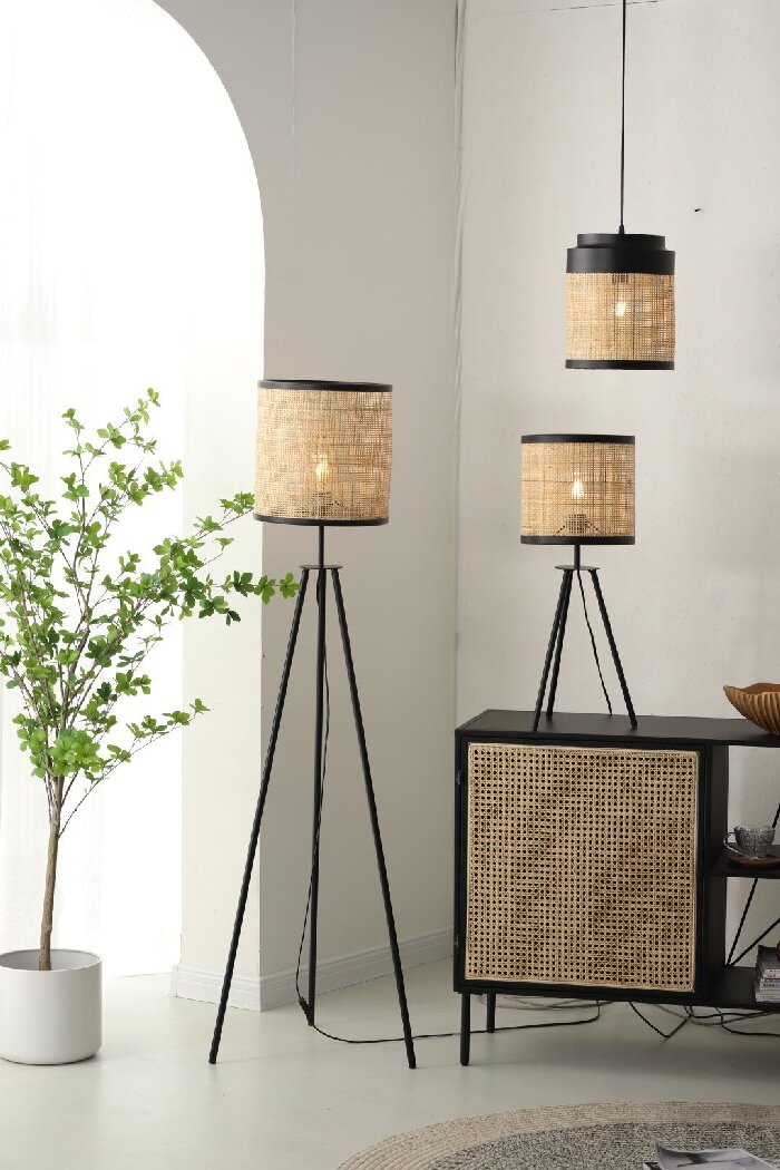 pantalla de lámpara de ratán