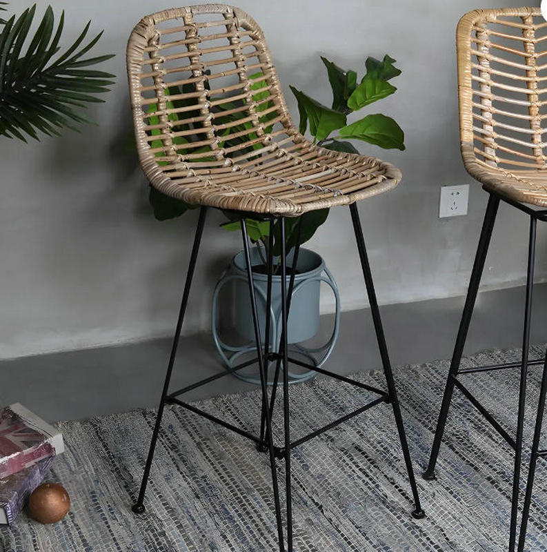 Taburete de bar de ratán